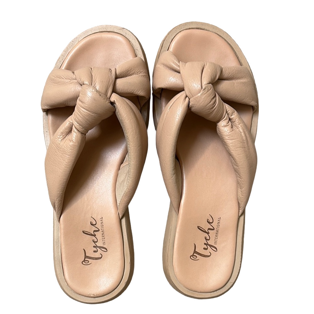 Tyche sandals Sz 8
